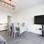 Cosy Moon 3P, Wifi, Climatise, 6 Pers, Classe 3 Etoiles