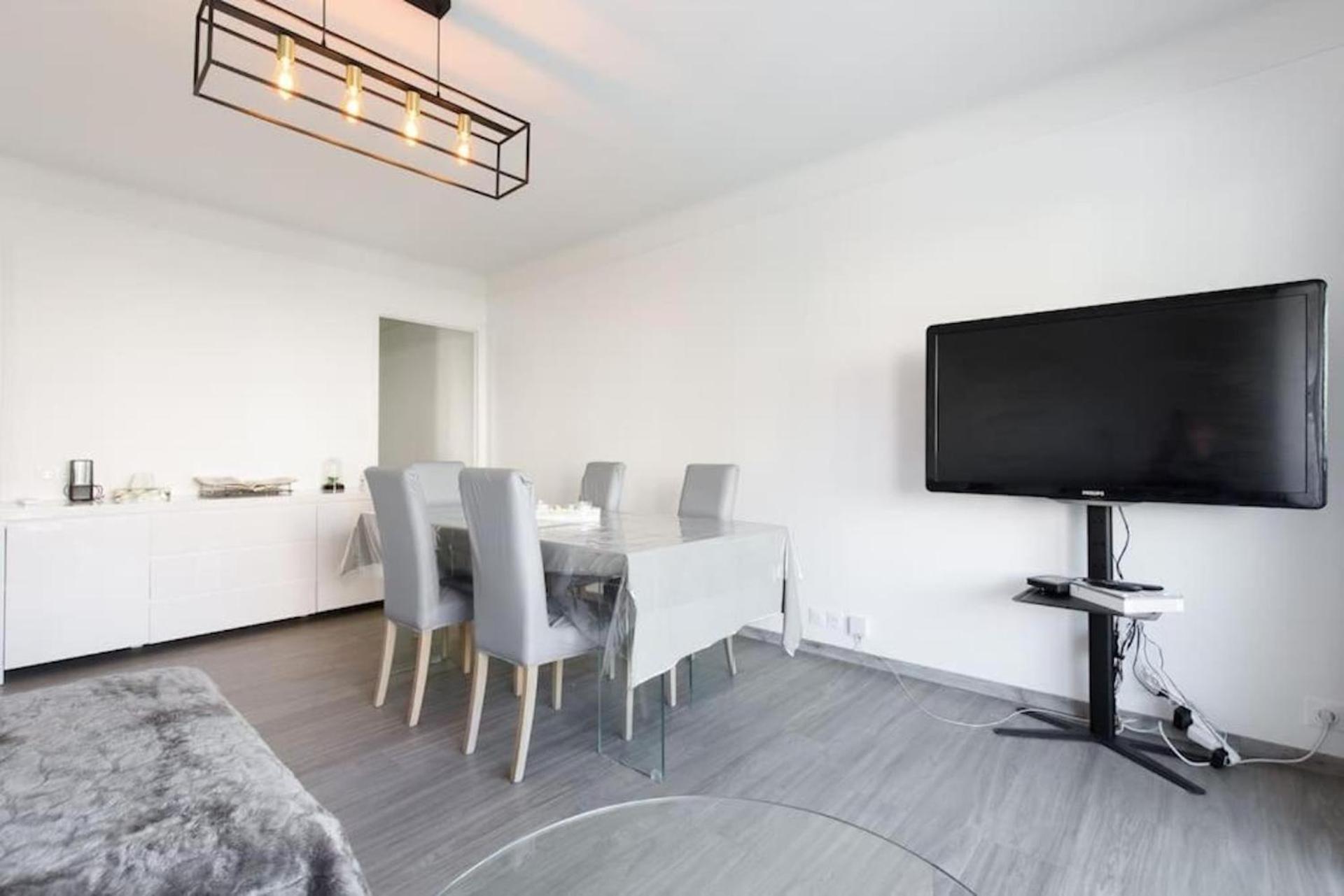 Cosy Moon 3p, Wifi, Climatise, 6 Pers, Classe 3 Etoiles Appartamento *